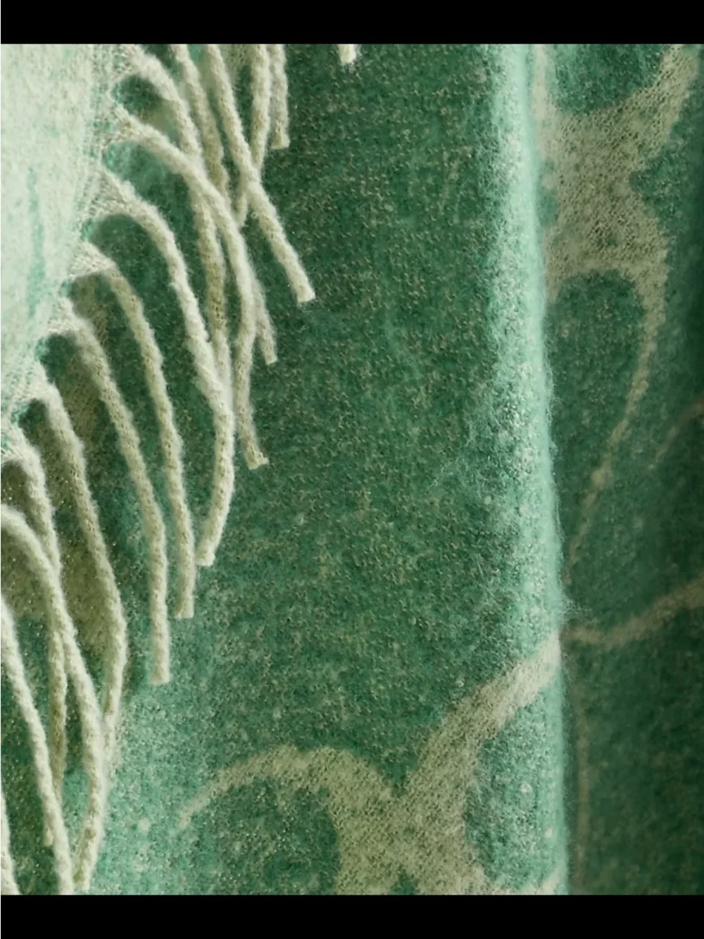 Maeve Green Icon Woven Throw-Blanket